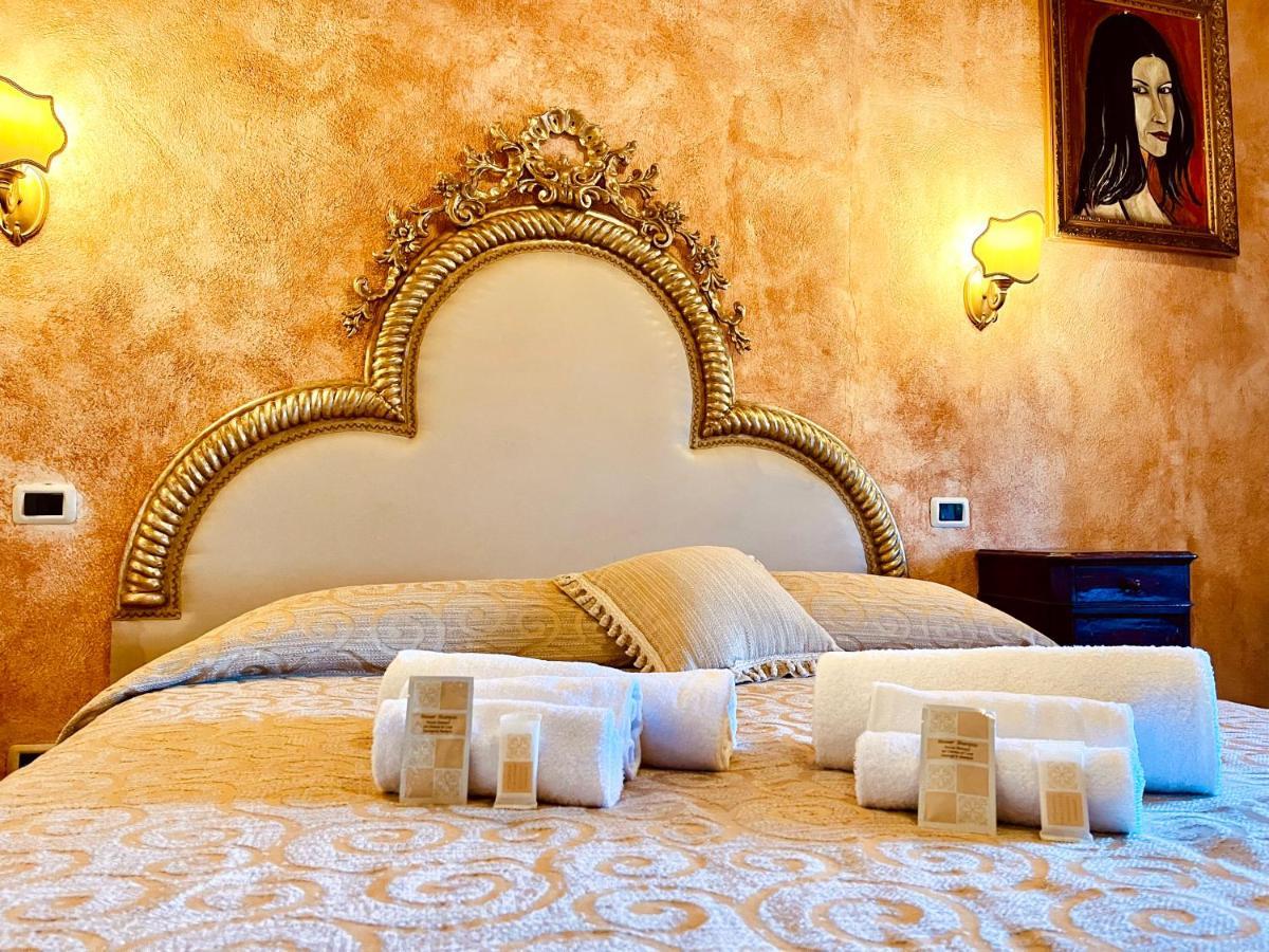 Casale Baldelli Apartments カスティリオーネ・デル・ラーゴ エクステリア 写真