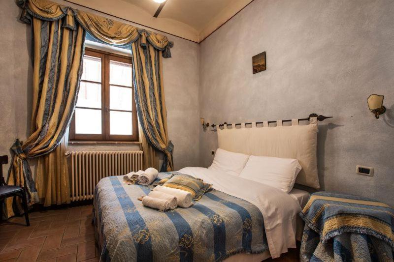 Casale Baldelli Apartments カスティリオーネ・デル・ラーゴ エクステリア 写真